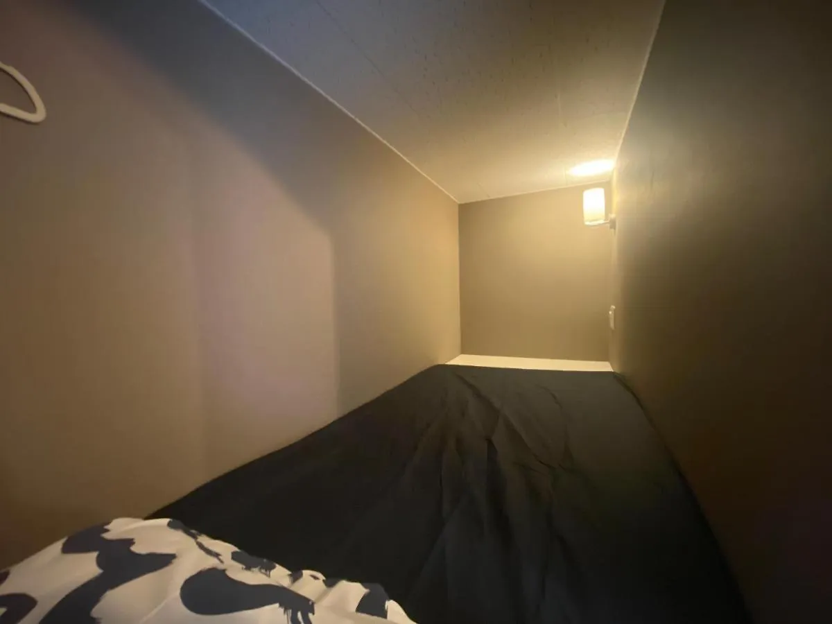 Albergue 54Journey Roppongi Tokio 0*,